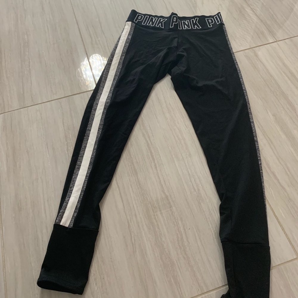 PiNK VICTORIA SECRET ULTIMATE LEGGINGS